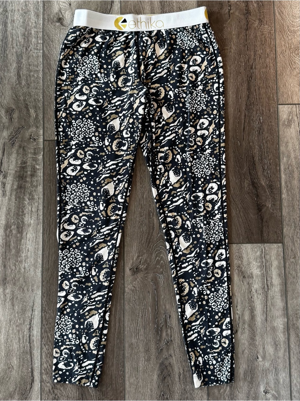 Ethika Women’s Tights SMALL Mid-Rise Full Length Stretch Black Tan Animal Print
